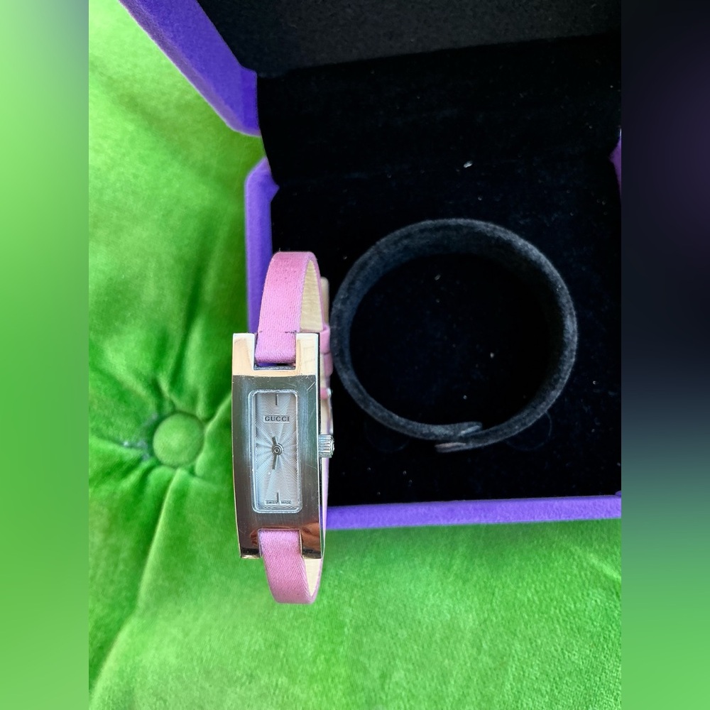 Authentic GUCCI ladies watch🌷🌷 - Picture 2 of 11